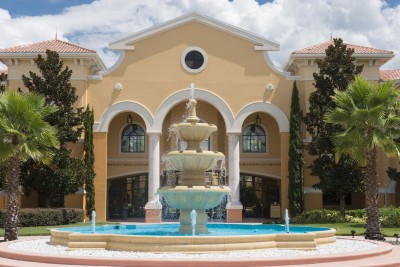 Image of Rosen College fountain